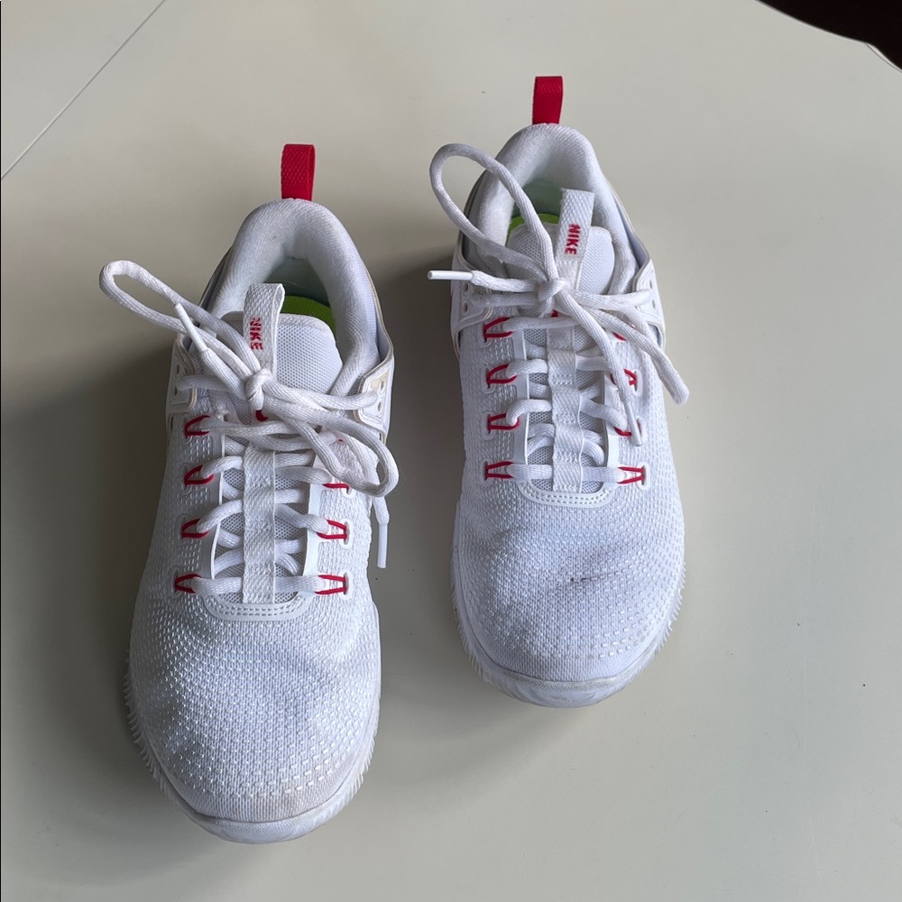 Nike White Athletic Volleyball Shoes with Red Accents